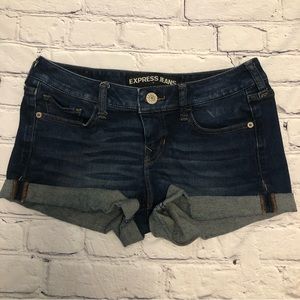 Express denim shorts size 0